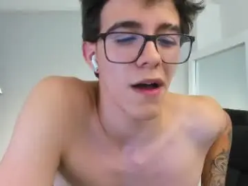 Chaturbate Free Live Porn of austinbolt