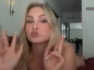 Chaturbate Live Sex of bellaryderr