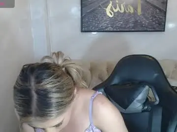 Chaturbate Free Live Porn of evy_lux_v