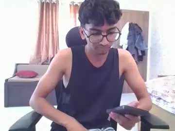 Chaturbate Nude Webcam of maskboyz2004