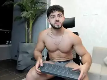 Chaturbate Best live sex cam show of thiago_moretti