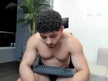 Chaturbate Free Porn Cam of thiago_moretti