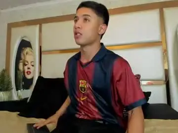 Chaturbate Adult Webcams of alan_santhos