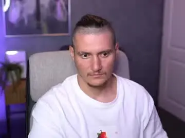 Chaturbate Watch Live Sex Cams of alexwildexx