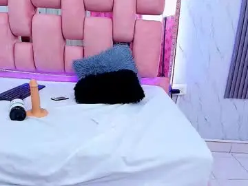 Chaturbate Live Sex Cam of melanysommers