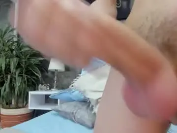 Chaturbate Watch Live Sex Cams of bruce_hans