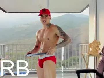 Chaturbate Live Sex Cam of dominiofit