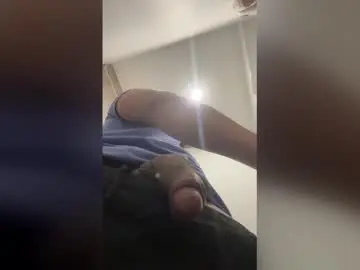 Chaturbate Live Sex Cam of dominiofit