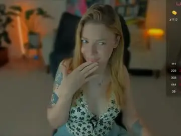 Chaturbate Live Sex Cam of fairy_lele