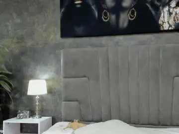 Chaturbate Live Sex Cam of isa_lancaster