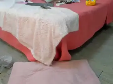 Chaturbate Sex Chat of isa_lancaster