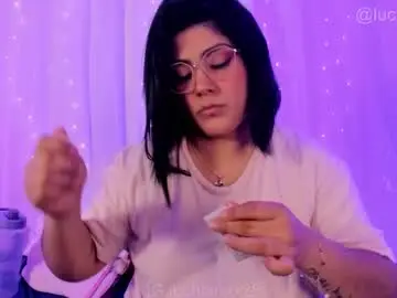 Chaturbate Live Sex Cam of lucy266_