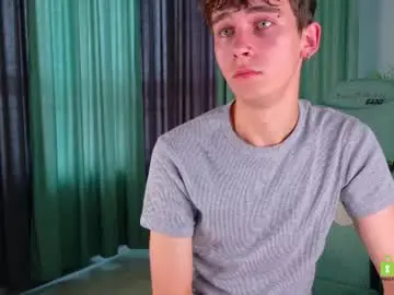 Chaturbate Live Sex Cam of mark_safr