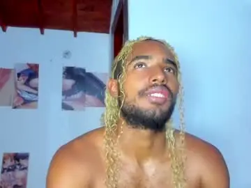 Chaturbate Adult Webcam of salvatore_amator