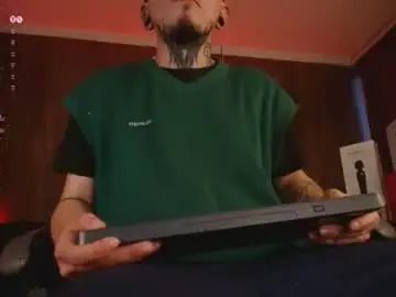 Chaturbate Live Sex Cam of tylerftm