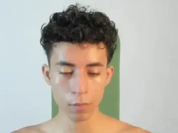 Chaturbate Live Sex Cam of _fiore_