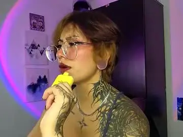 Chaturbate Live Porn of succubus_girl_
