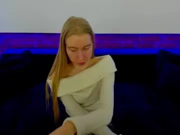 Chaturbate Sex Cam of alina__blonde