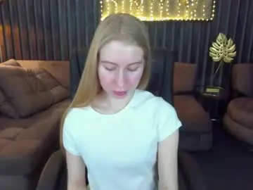 Chaturbate Live Porn of alina__blonde