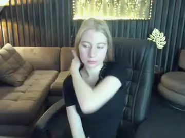 Chaturbate Live Porn of alina__blonde
