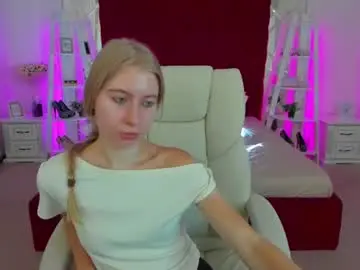 Chaturbate Sex Cam of alina__blonde