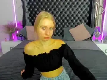 Chaturbate Adult Video Chat of alina__blonde
