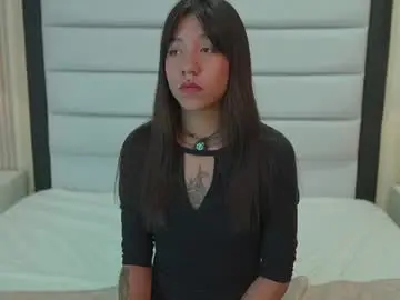 Chaturbate Live Sex Cam of ashleyroberh