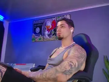 Chaturbate Live Sex of camiloalvarezzz3