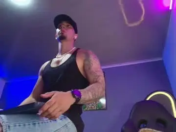 Chaturbate Nude Webcam of camiloalvarezzz3