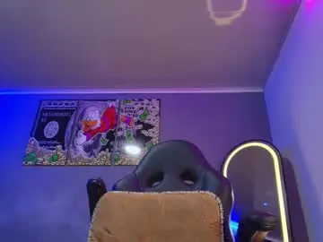 Chaturbate Live Sex of camiloalvarezzz3