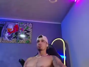 Chaturbate Live Sex of camiloalvarezzz3