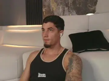 Chaturbate Free Porn Cam of camiloalvarezzz3