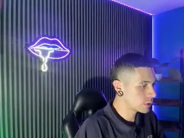 Chaturbate Live Sex Cam of jefer_rick