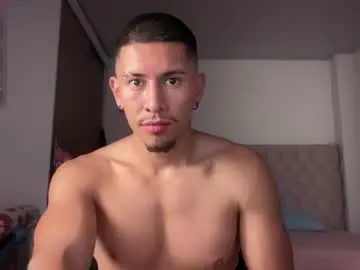 Chaturbate Live Sex of aaronfox_