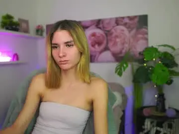 Chaturbate Free Porn Cam of bella_blonde18