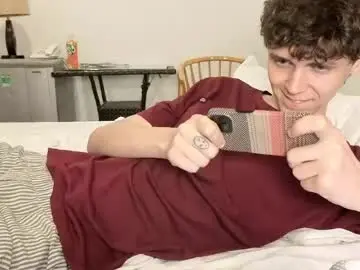 Chaturbate Free Porn Cam of doedeeer