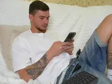 Chaturbate Best live sex cam show of johnstoneisland