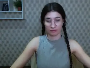 Chaturbate Free Porn Cam of lauradre_