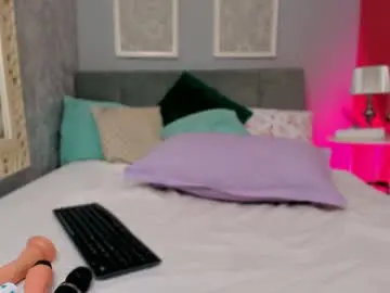 Chaturbate Sex Cam of mira_glow