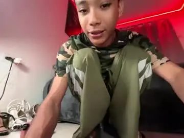 Chaturbate Best live sex cam show of alejo_cute