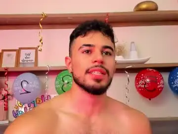 Chaturbate Free Live Porn of alex_wolf05