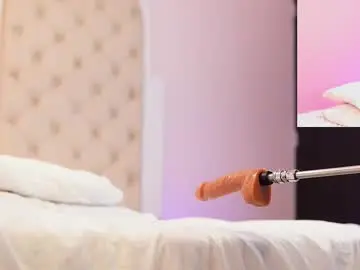 Chaturbate Free Porn Cam of caroline_adams_