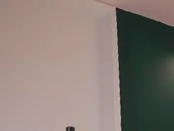 Chaturbate Nude Webcam of caroline_adams_