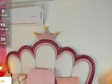 Chaturbate Live Sex Cam of emmacrush