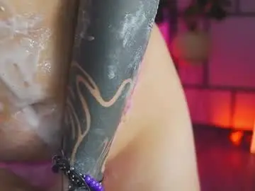 Chaturbate Free Live Porn of isa_redhair_