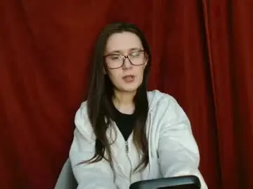 Chaturbate Live Sex Cam of mesmerizing_hypn0_goddess