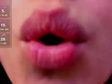 Chaturbate Free Live Porn of miahills_