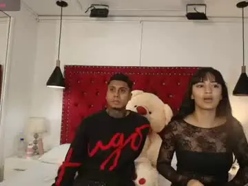 Chaturbate Nude Webcam of damian_and_roxanne