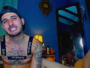 Chaturbate Live Porn of alejo_323__