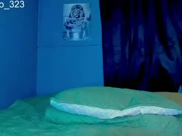 Chaturbate Best live sex cam show of alejo_323__